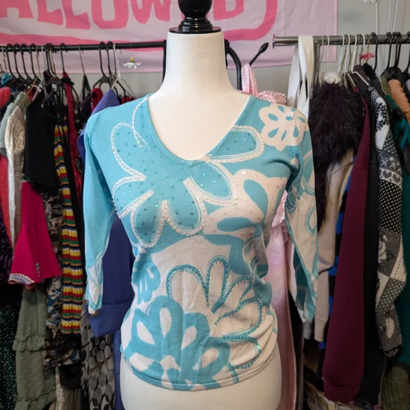 *Sold*Aqua Floral Long Sleeve Women's Top - Picture 2 of 4